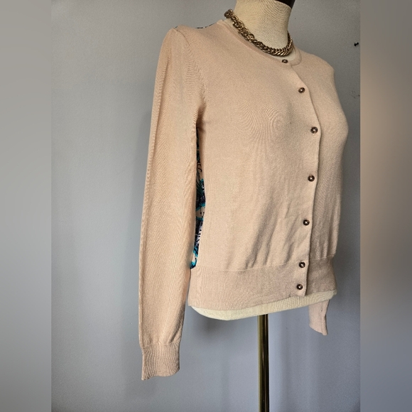 NEEDLE POINT Cream Cardigan With Vinrant Teal Back And Elbow Patches. Size Small - Picture 3 of 10